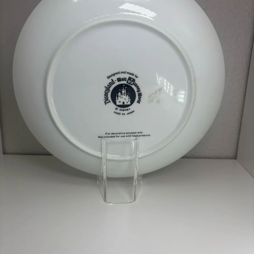 Walt Disney World Cinderella Castle Collectible Decorative Plate Japan 6.5" - Picture 4 of 5